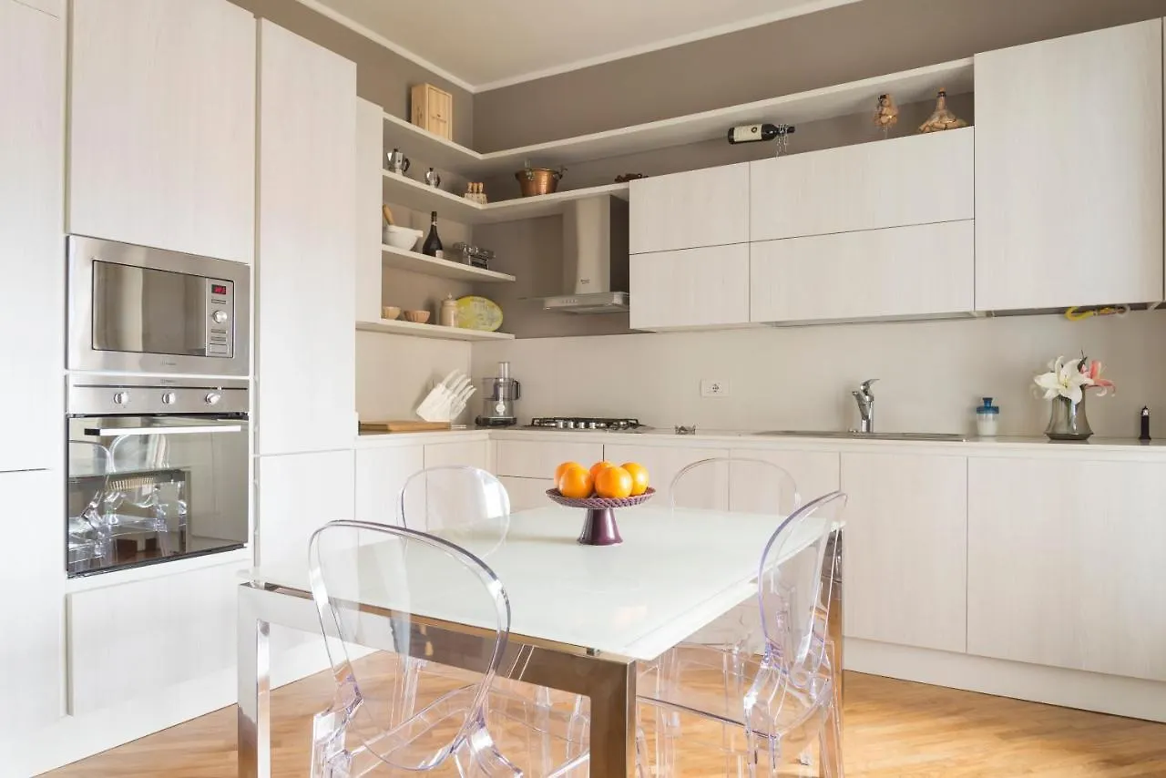 아파트 Milano Cosmopolitan Home